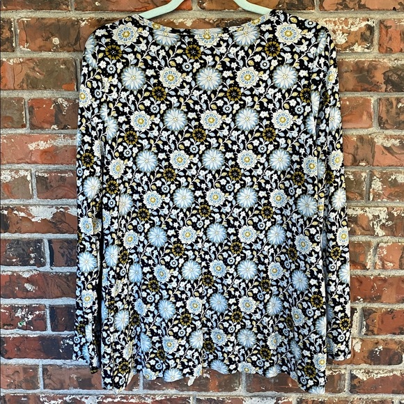 J Jill Pima V neck cotton top - Picture 4 of 4